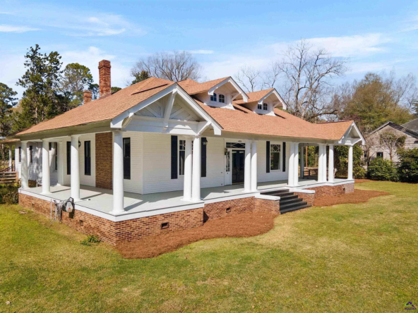 409 Main St W, Marshallville, GA 31057-3