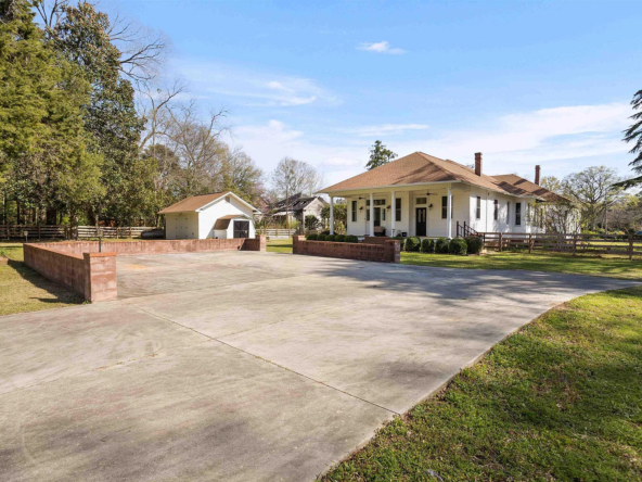 409 Main St W, Marshallville, GA 31057-39