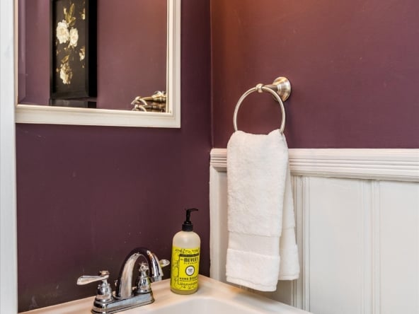 47-Powder Room