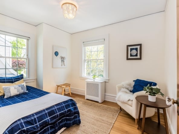 50-Bedroom