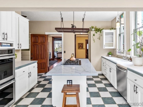 805 22nd St, San Diego, CA 92102-14