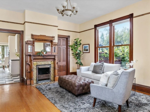 805 22nd St, San Diego, CA 92102-8