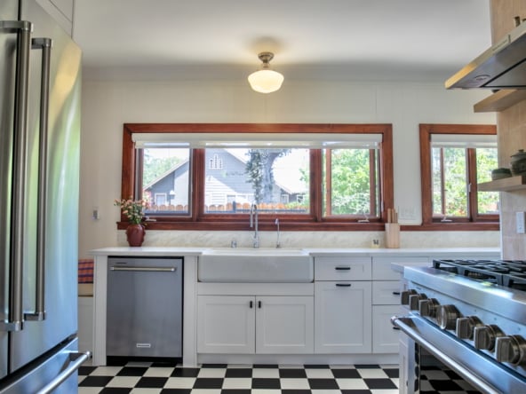 898 N CHESTER AVE - MLS -  - 35