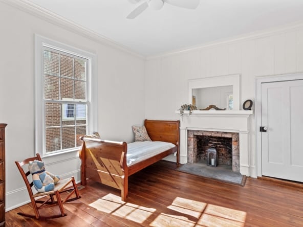 Bedroom 2-1