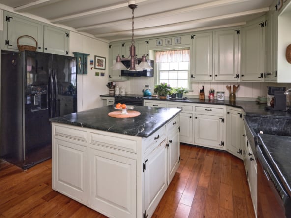 CurlyKitchen