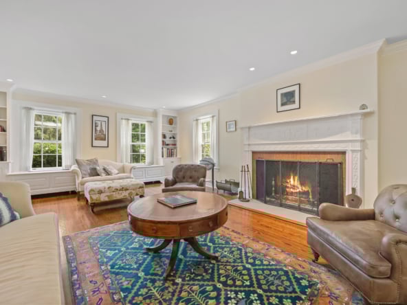 09- LIVING ROOM 2