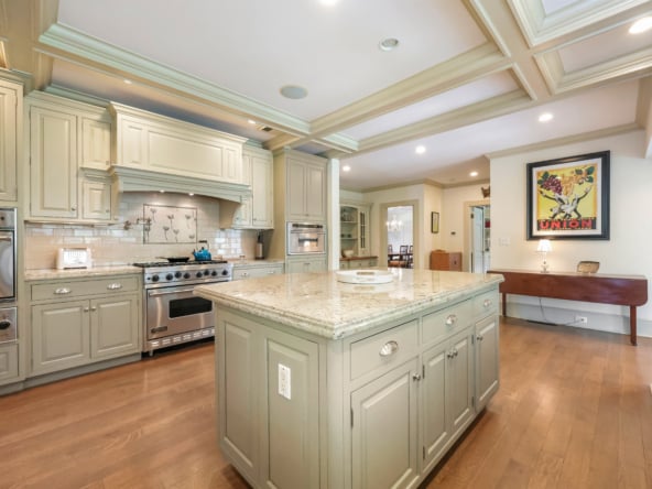 17-KITCHEN 4