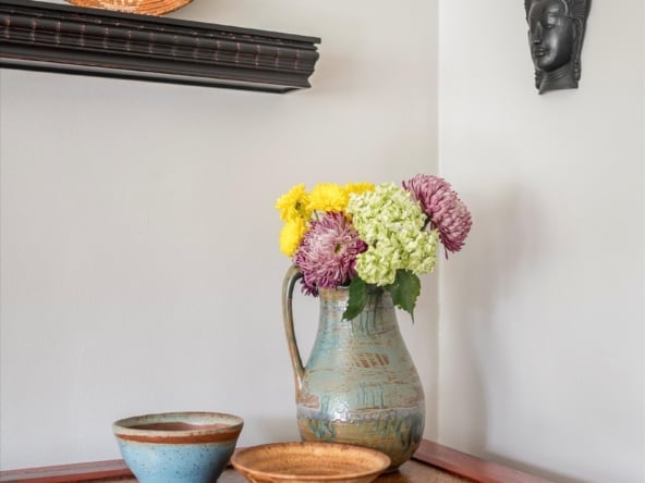 22-Dining Rm Detail