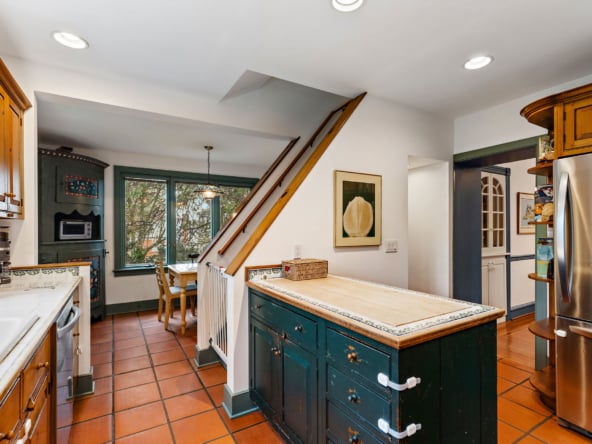 23-web-or-mls-127-webster-ave