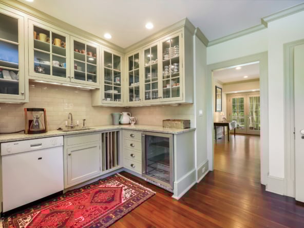 24-BUTLERS PANTRY 2