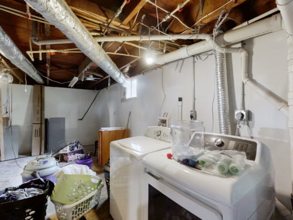 24-web-or-mls-1100 Olive St Murray KY 42071 (24 of 37)