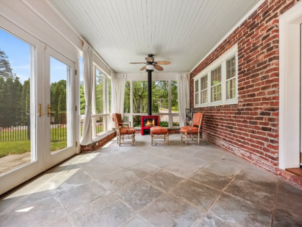 31- SUN PORCH OFF KITCHEN