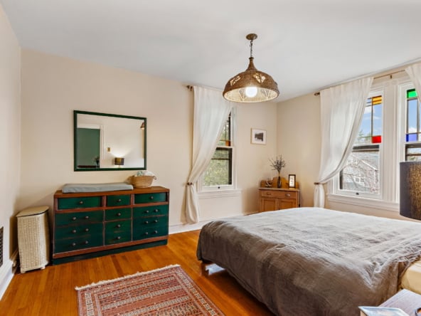 32-web-or-mls-127-webster-ave