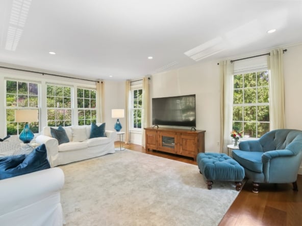 39-web-or-mls-216-hillspoint-rd
