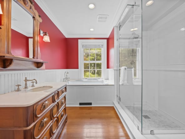 42-2ND FLOOR BATH  FOR BR 2