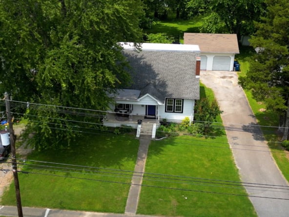 43-web-or-mls-1100 Olive St Murray KY 42071 d5