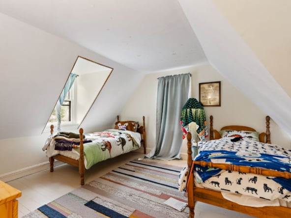 49-web-or-mls-127-webster-ave
