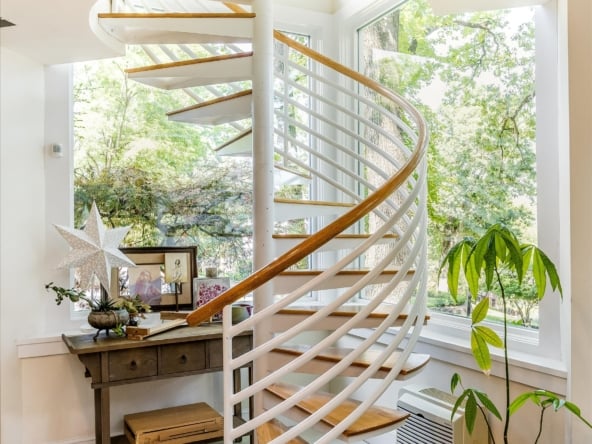62-Spiral Staircase