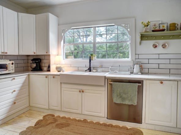 kitchen sink cabinets