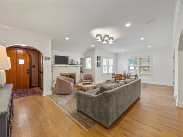 08-239 S Magnolia St-07