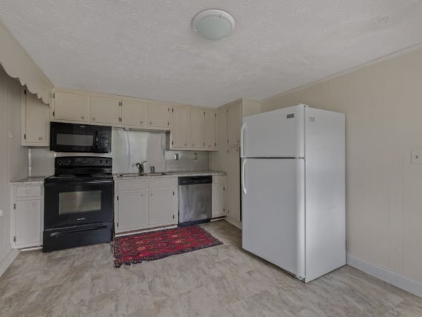 101-web-or-mls-204 S Jefferson Ave-2737