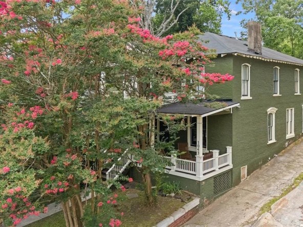 1043 Metropolitan Pkwy SW, Atlanta, GA 30310-2