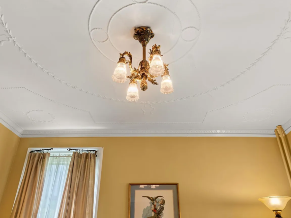 2 Melrose St, Adams, MA 01220-10