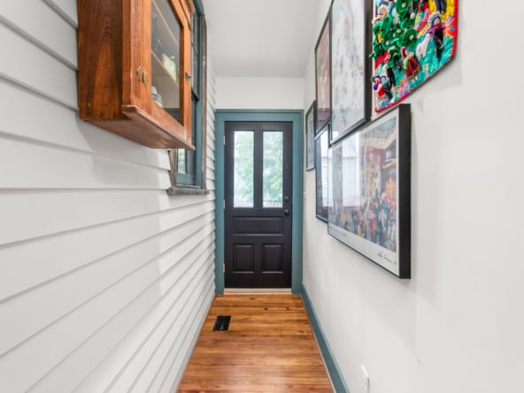 2411 Glencoe Street-23