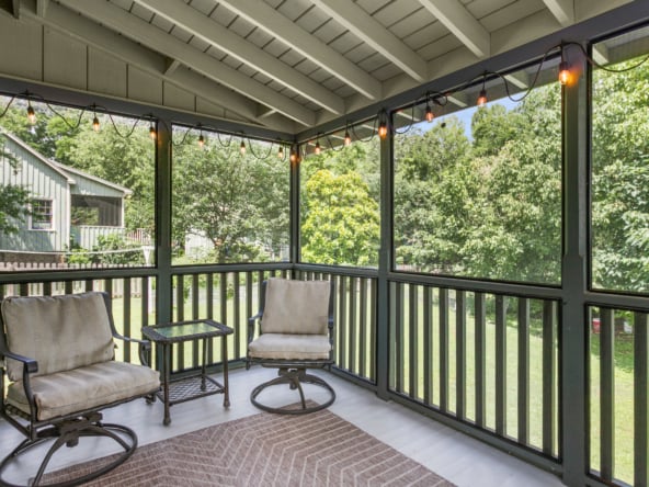 2411 Glencoe Street-49
