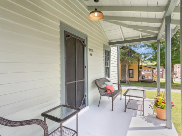 2411 Glencoe Street-6