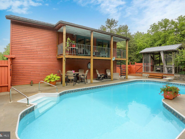 250 Big Spring Rd, Newville, PA 17241-50
