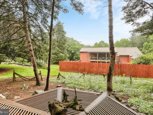 250 Big Spring Rd, Newville, PA 17241-66