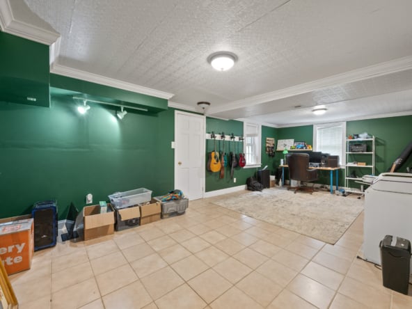 34-239 S Magnolia St-161