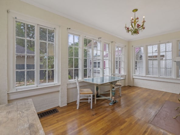 34-web-or-mls-204 S Jefferson Ave-2625