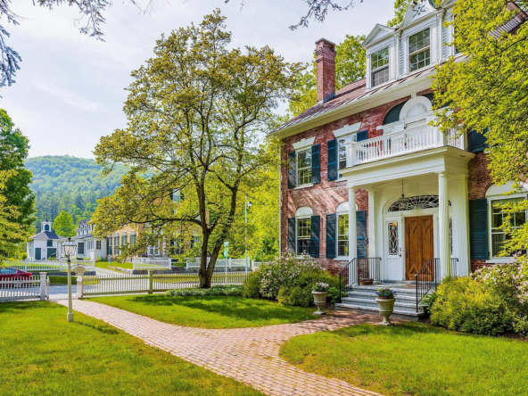 39 Elm Street #B, Woodstock, VT 05091-2