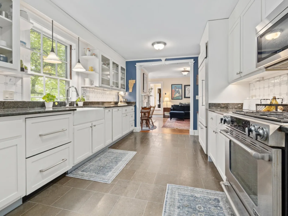 39 Elm Street #B, Woodstock, VT 05091-27