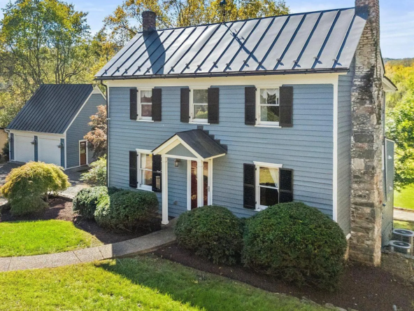39243 Little River Tpke, Aldie, VA 20105-new