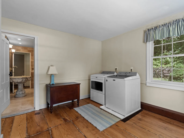 6 Landing Hill Road, East Haddam, CT 06423-18