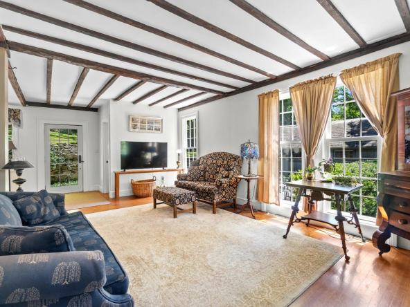 6 Landing Hill Road, East Haddam, CT 06423-9
