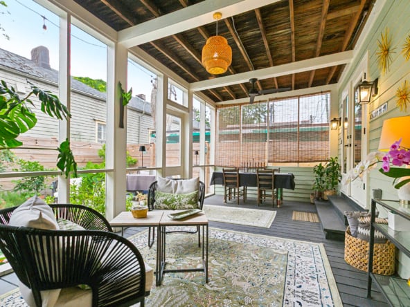 Screened porch.3