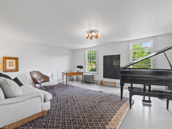 16 Music Room