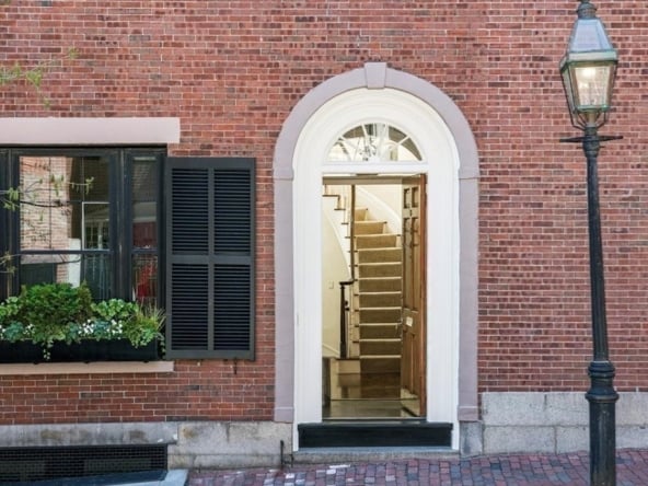 16 W Cedar St Boston, MA 02108-4