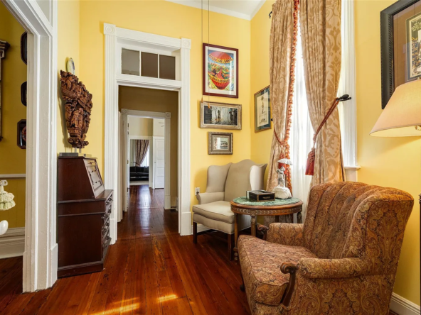 1823 Sealy St, Galveston, TX 77550-18