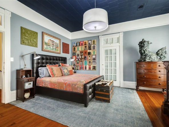 1823 Sealy St, Galveston, TX 77550-24