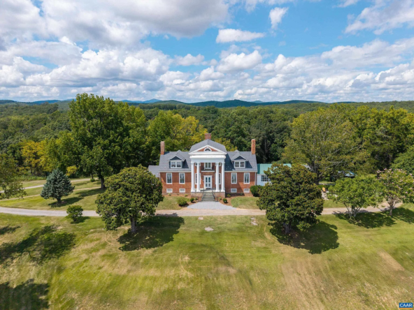 1843 Cabell Rd, Wingina, VA 24599-58