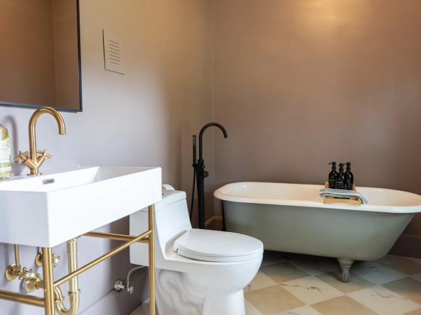 2154 Chestnut Ave, Buena Vista, VA 24416-28