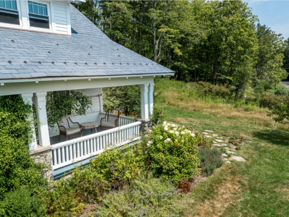 24 Porch Detail
