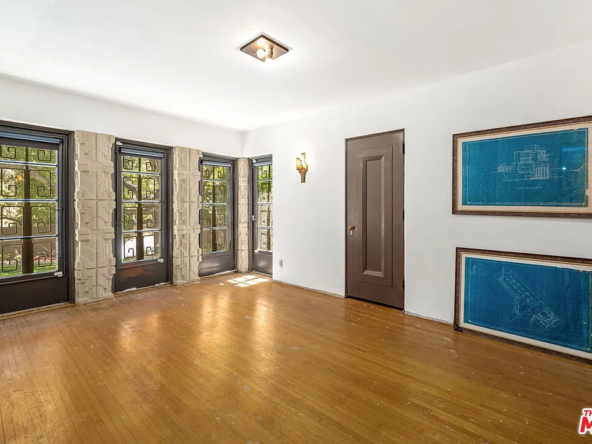 2535 E Chevy Chase Dr, Glendale, CA 91206-20