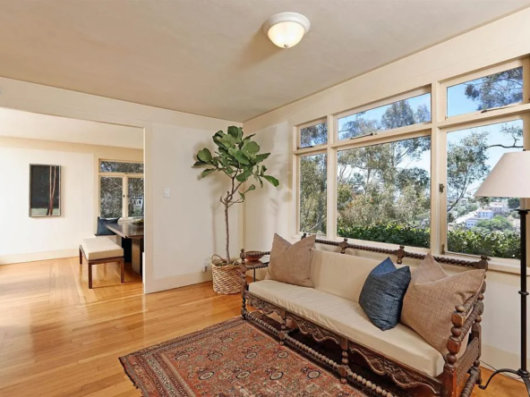 3506 ALBATROSS STREET San Diego, CA 92103-10
