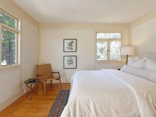 3506 ALBATROSS STREET San Diego, CA 92103-25